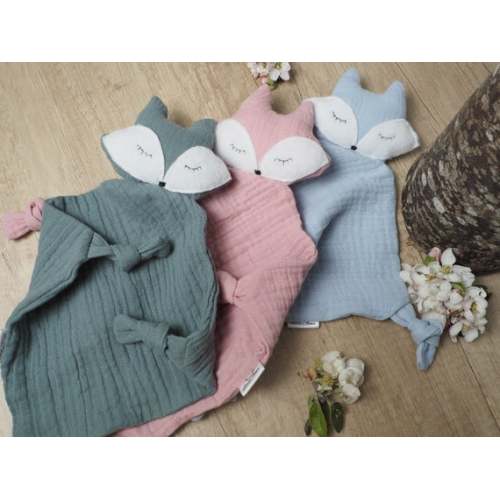 muslin taggie blanket