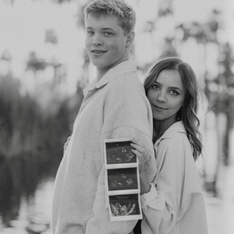Kloee + Caleb’s Registry Photo.