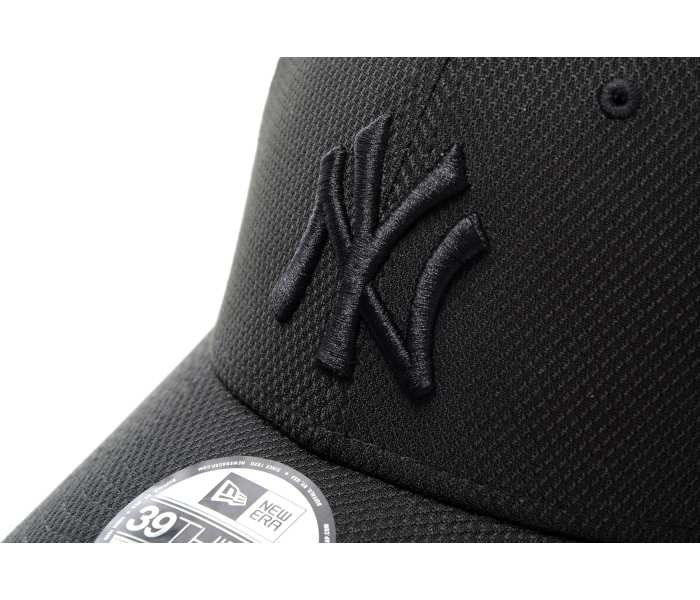 Kšiltovka New Era 3930 MLB Diamond černá