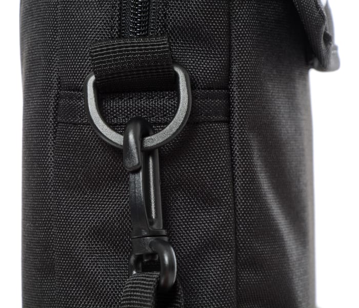 Taška Levi´s® Series Cross Body černá