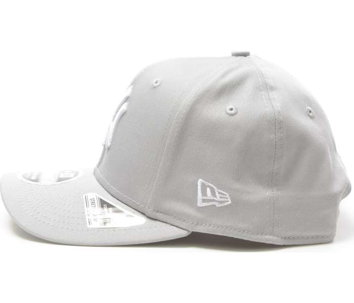 Kšiltovka New Era 950 světle šedá