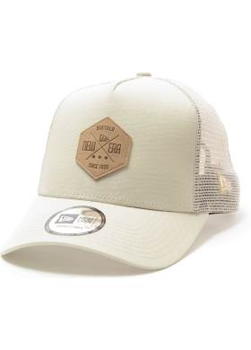 Kšiltovka New Era 940 Trucker béžová