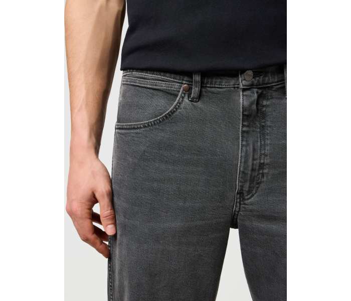 Wrangler jeans Loose Straight Sandstorm pánské šedé