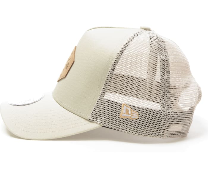 Šiltovka New Era 940 Trucker béžová