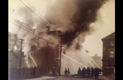 Robertson Hardware and Chandlery Fire