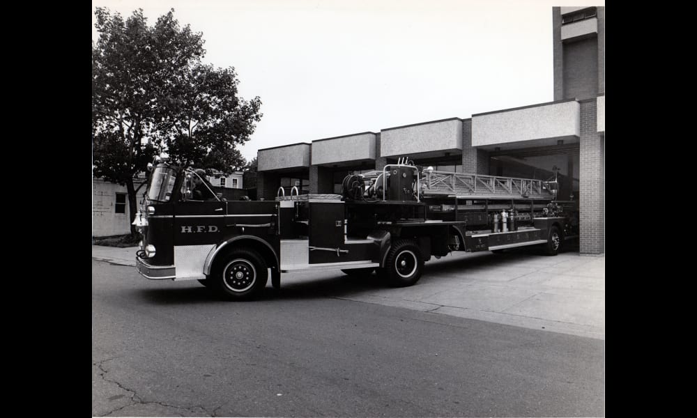 King Seagrave 100'  Tiller Aerial