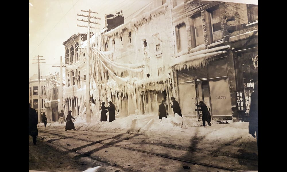 Cragg Fire on Barrington St.