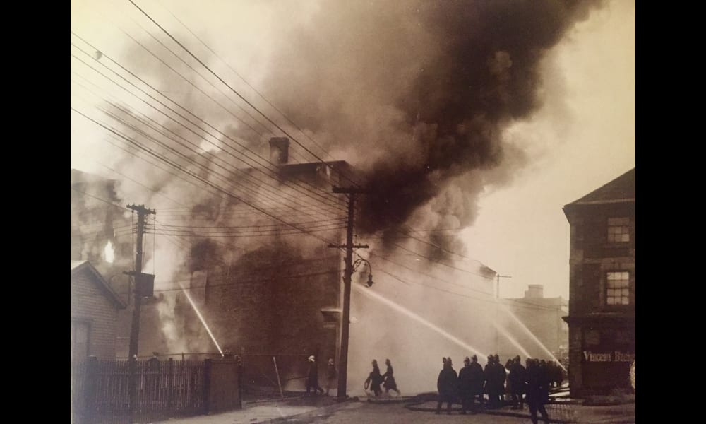 Robertson Hardware and Chandlery Fire