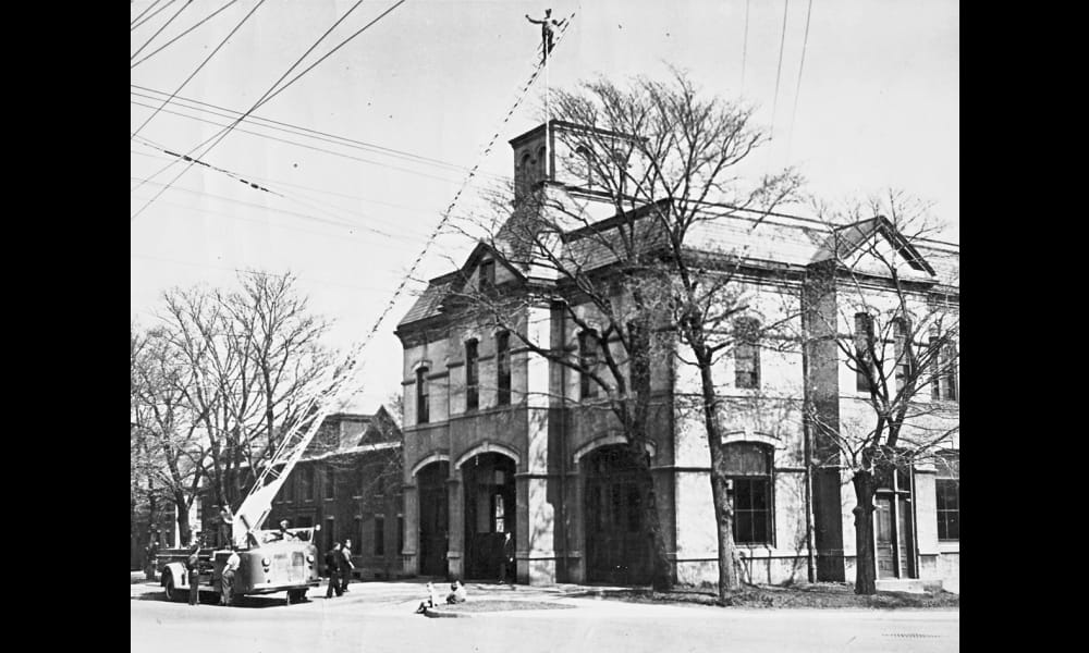 Morris Street (now University Ave.)