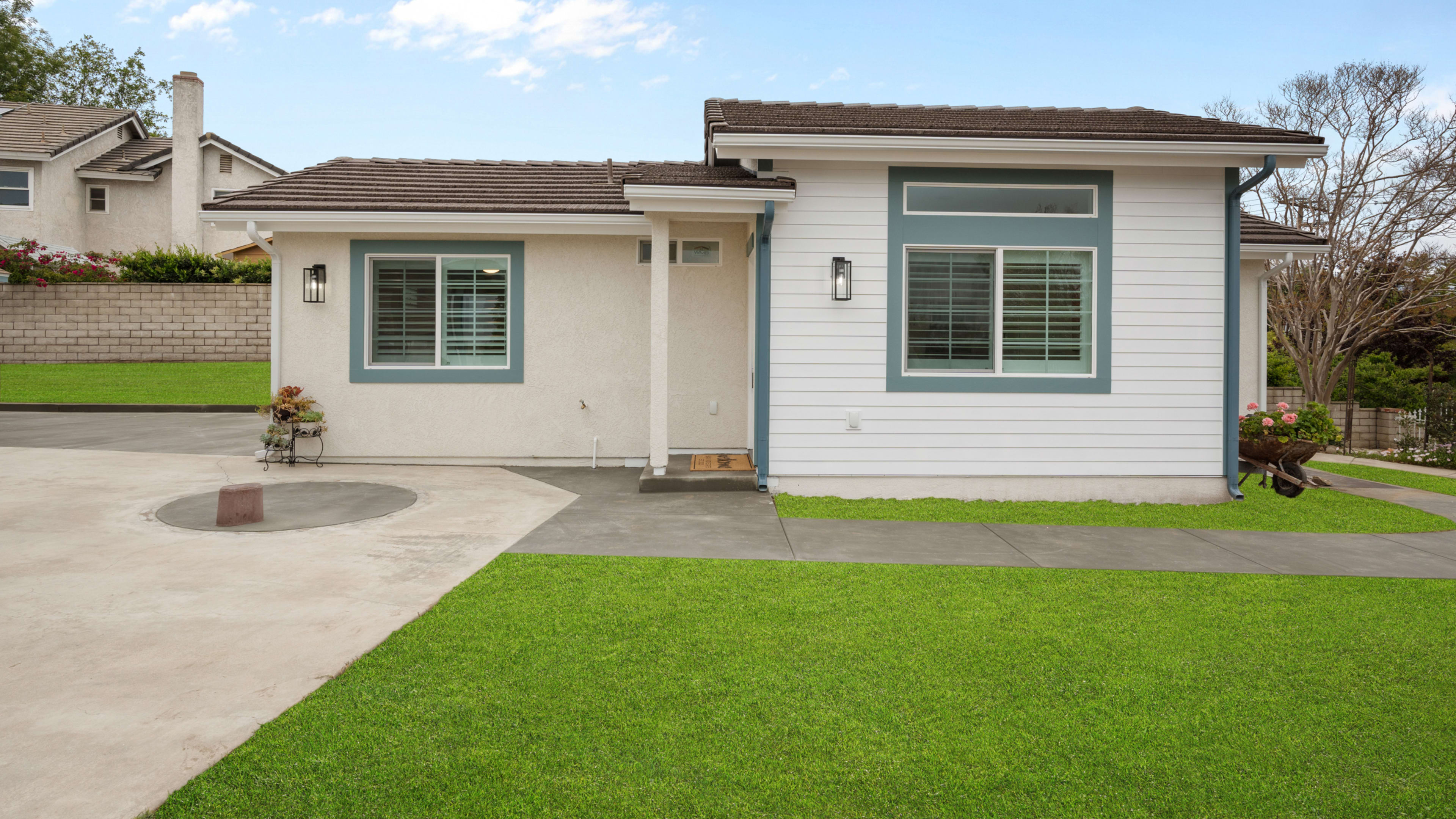 Thumbnail image of a property
