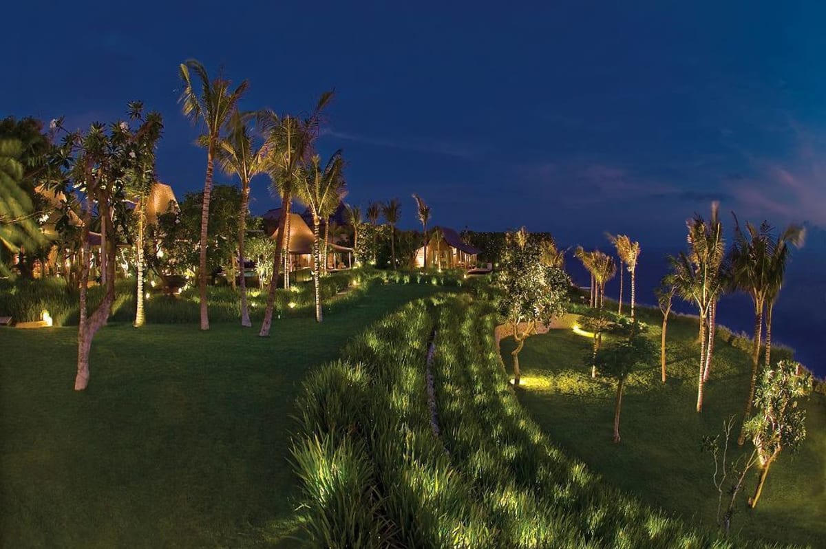 Khayangan Estate, Uluwatu — Bali wedding venue photograph 3