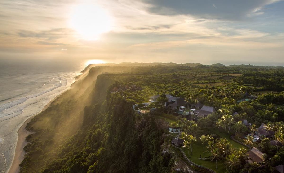 Khayangan Estate, Uluwatu — Bali wedding venue photograph 5