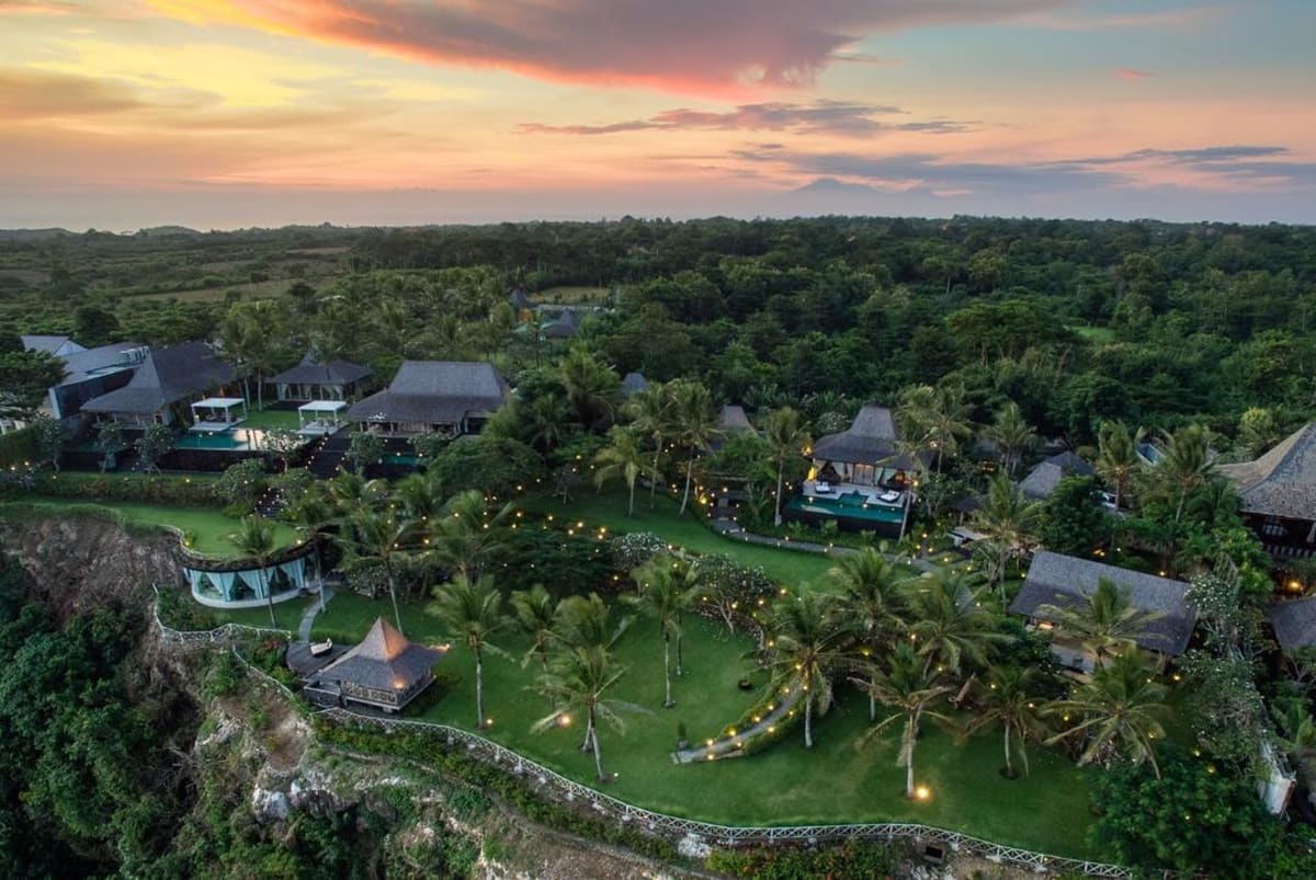 Khayangan Estate, Uluwatu — Bali wedding venue photograph 6