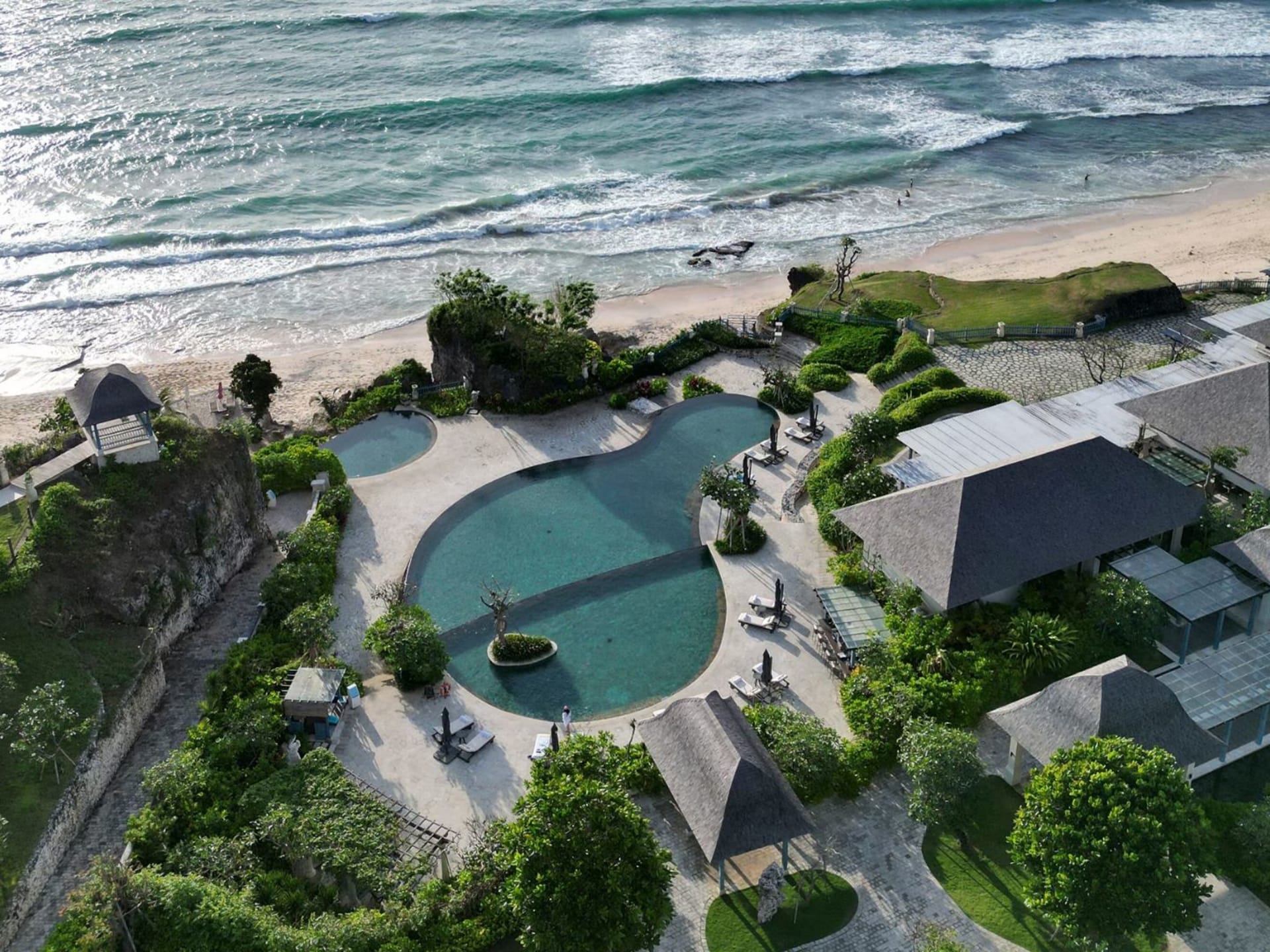 Jumeirah Bali, Uluwatu — Bali wedding venue photograph 1