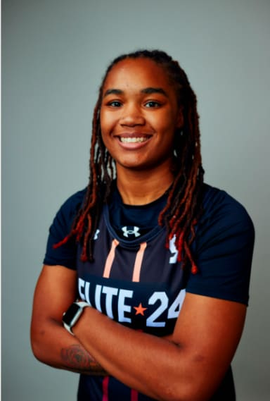 Dee Alexander