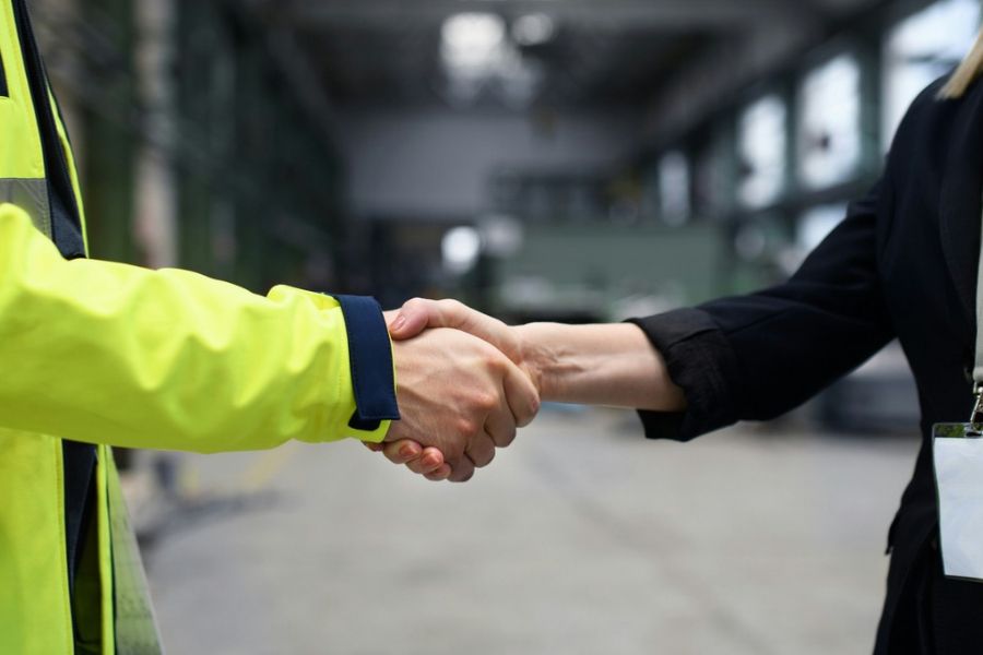 WOIT GROUP recrute et renforce ses équipes