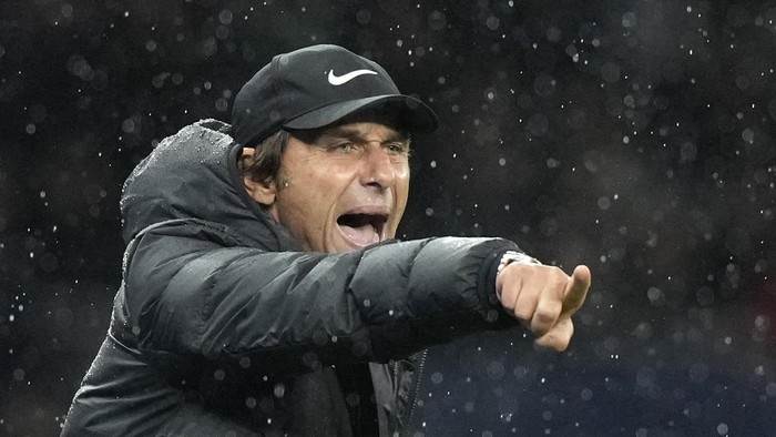 Info Main Bola Conte Kini Cuma Mau Latih Tim Besar, Sindir Tottenham?