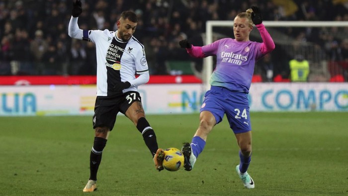 Info Main Bola Udinese Vs AC Milan: Drama Lima Gol, Rossoneri Menang 3-2