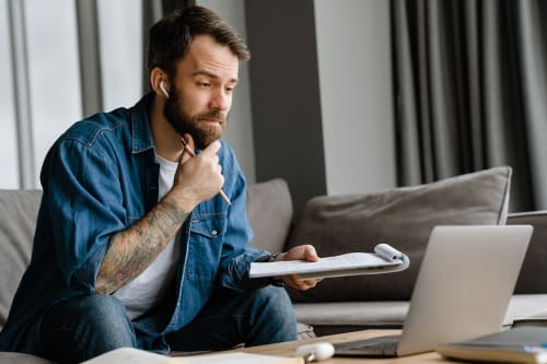 Mann som vil bytte bank til Bank Norwegian