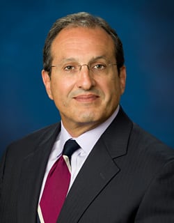 Photo portraift of Roland Garcia