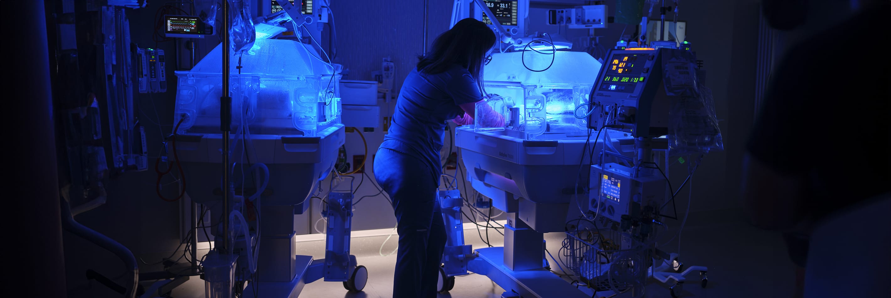NICU photo therapy
