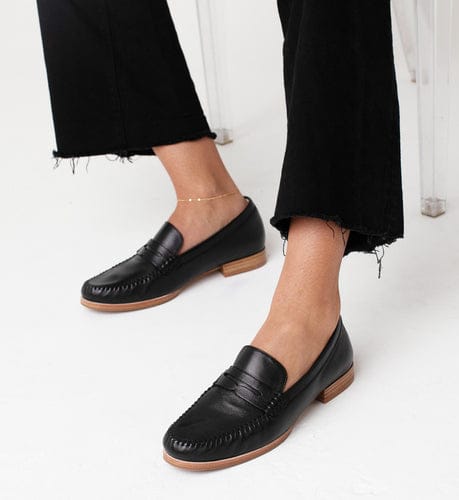 Broadbill Black Leather Loafers | Bared Footwear