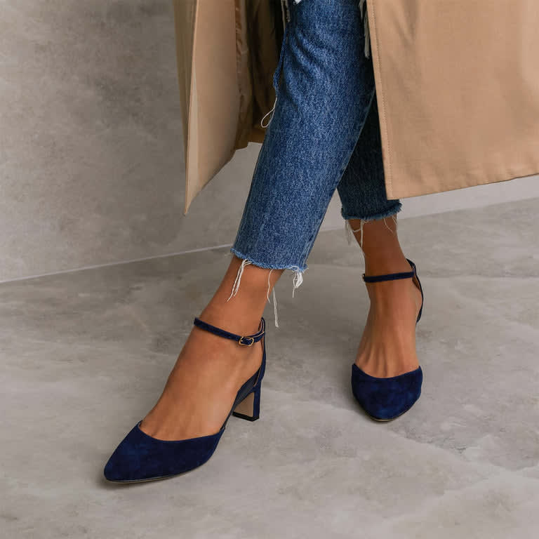 navy low heels