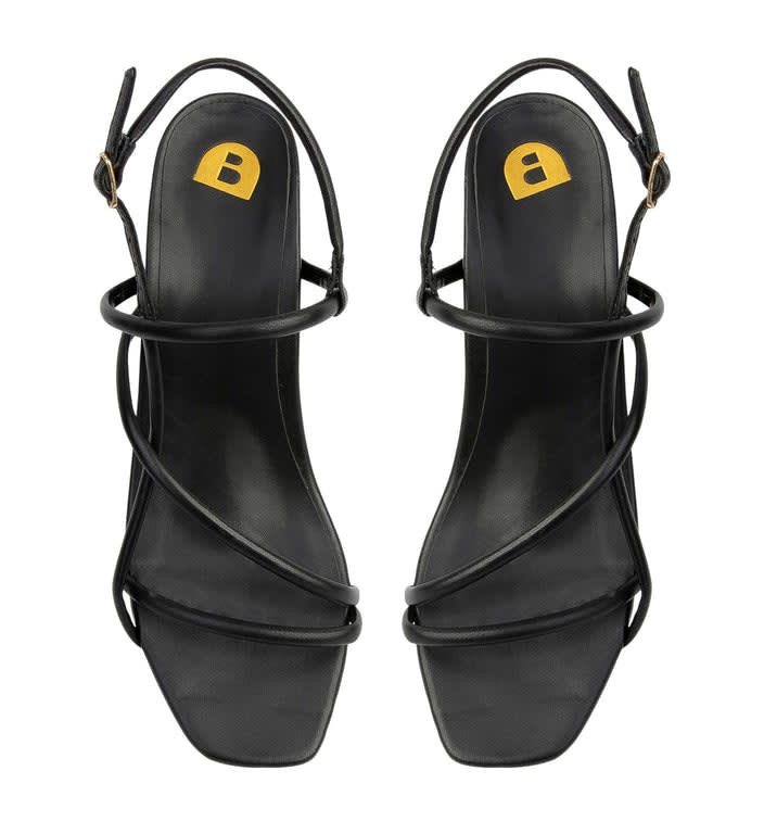 Towhee Black Leather Low Heels Bared Footwear