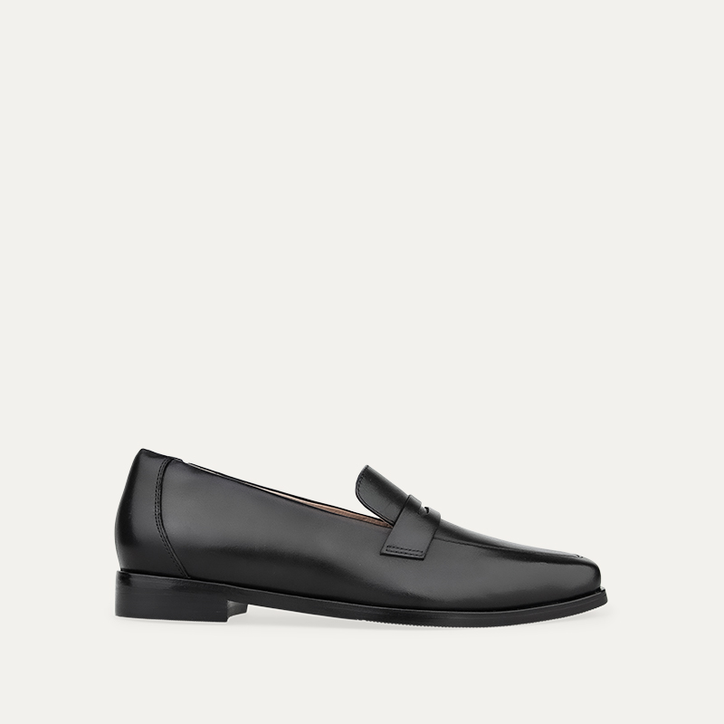 Piha Black Leather Loafers