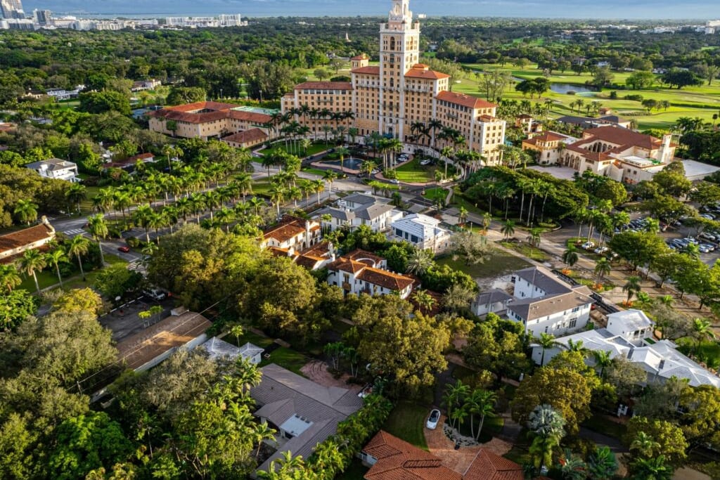 morar em coral-gables