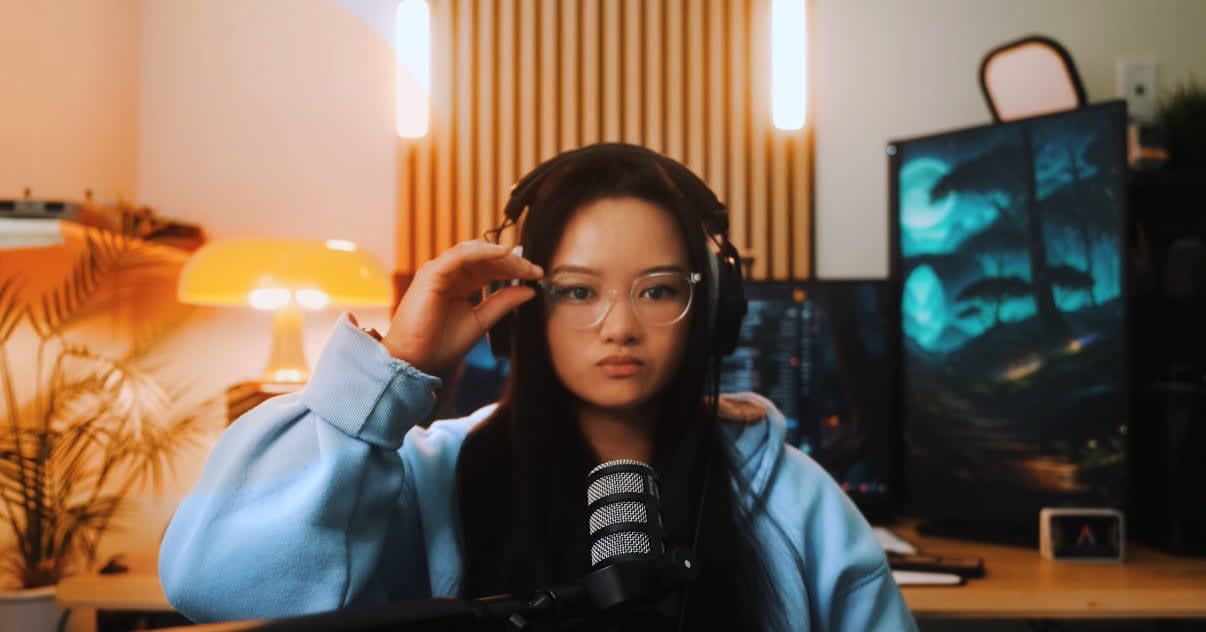 Quionie (Q) pfp