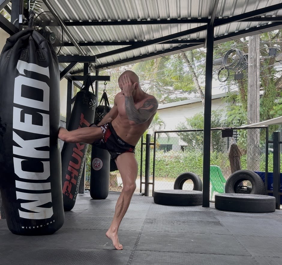 base.eth (giddan) Farcaster social identity (Fname handle) PFP