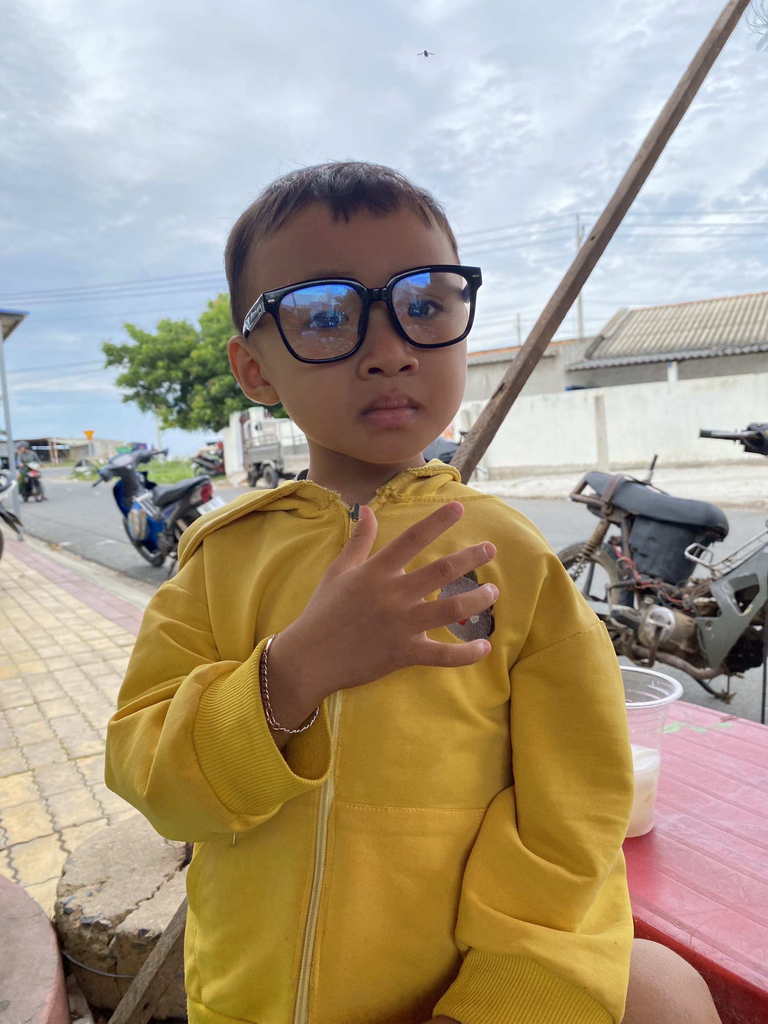 Quoc11's Farcaster avatar