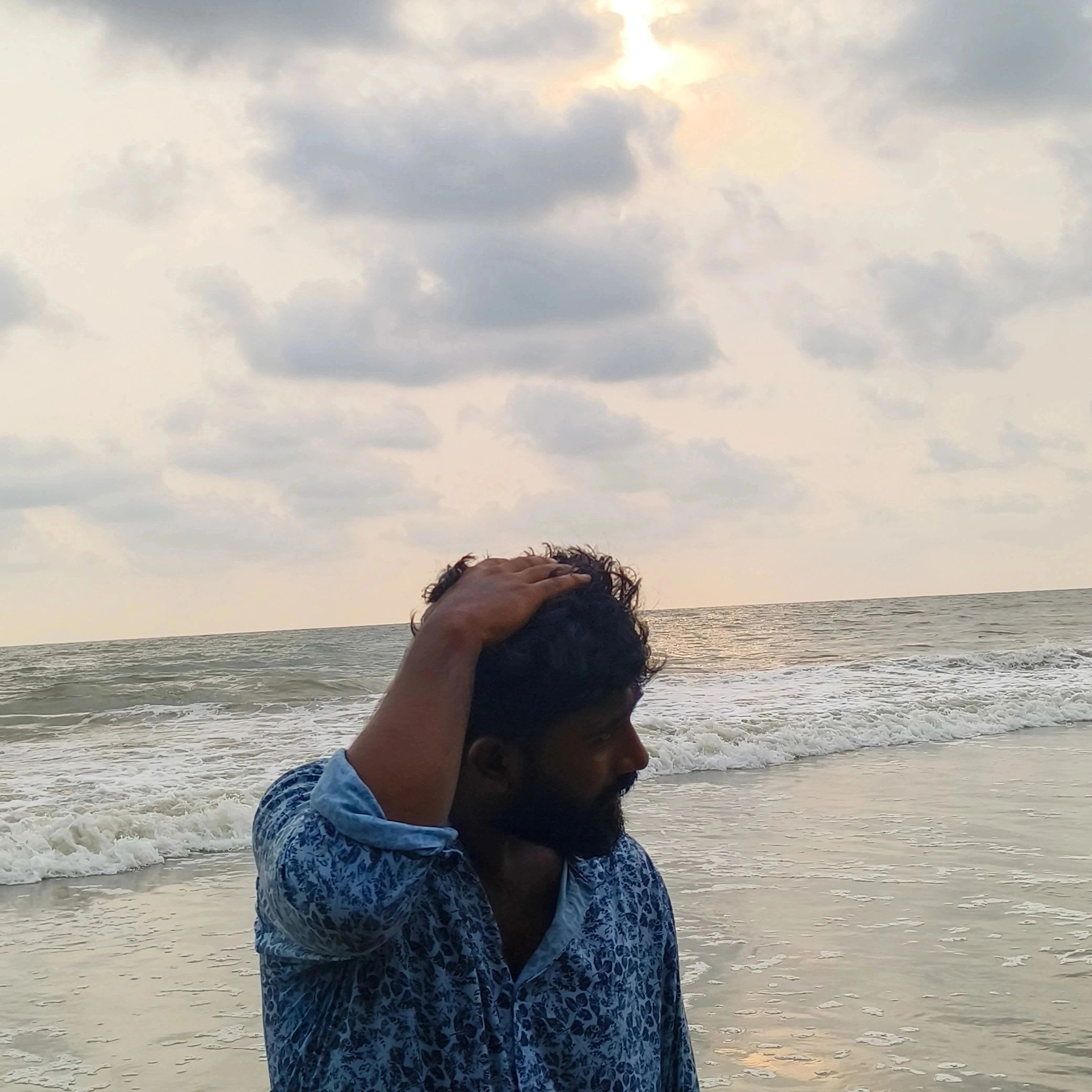 arjunt28 Farcaster social identity (Fname handle) PFP