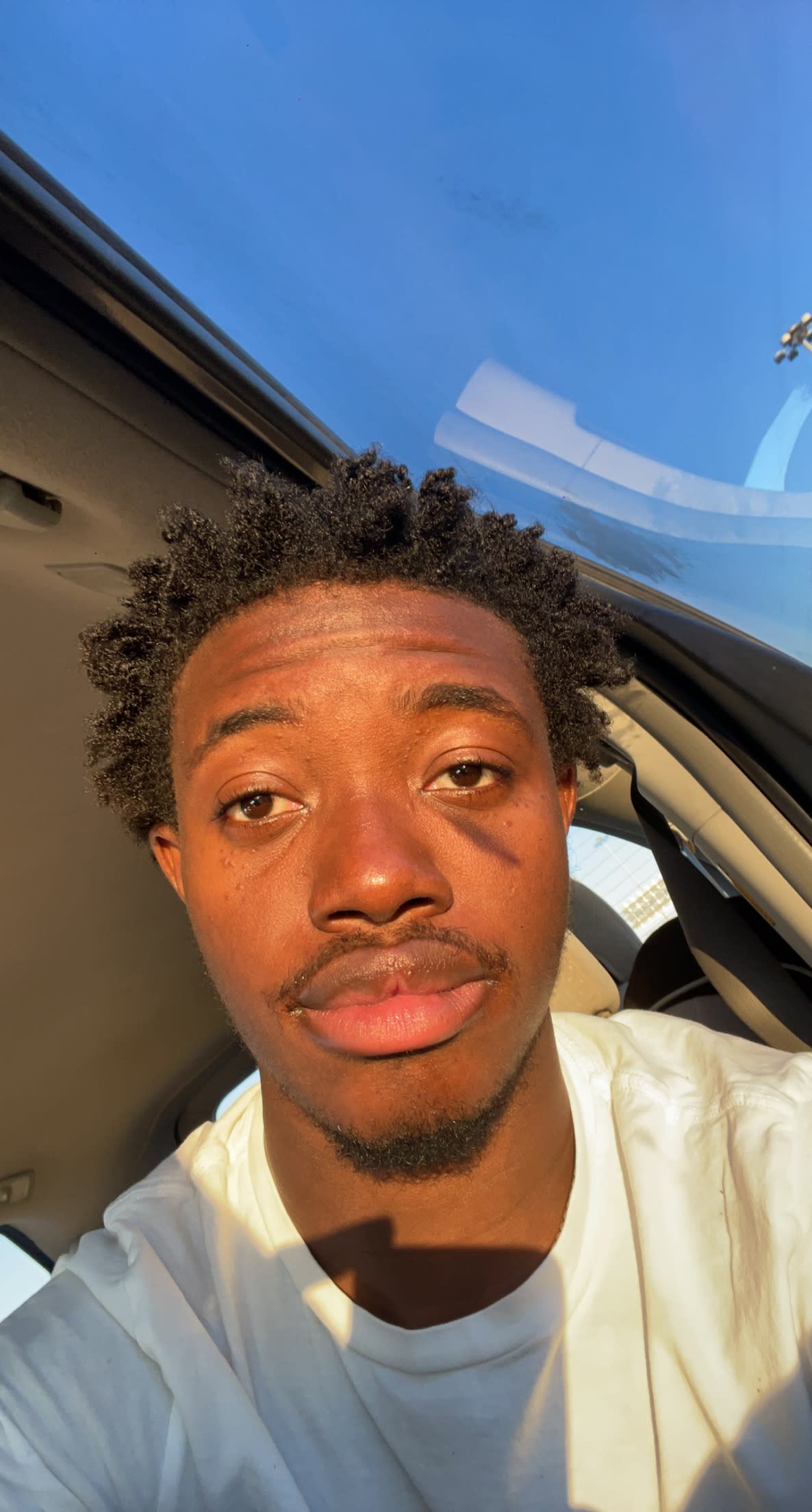 Oluwavido's Farcaster avatar