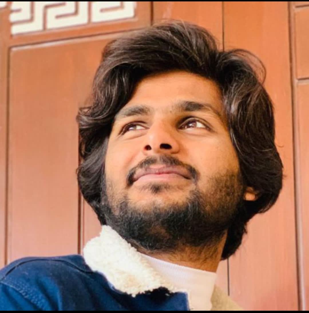 Umairkhan's Farcaster avatar