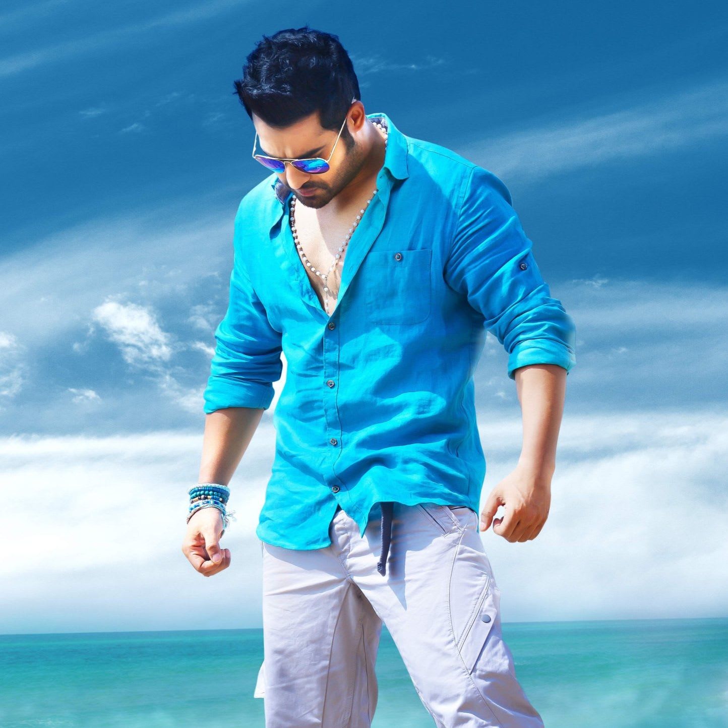 Hemanth (vicky250803) Farcaster social identity (Fname handle) PFP