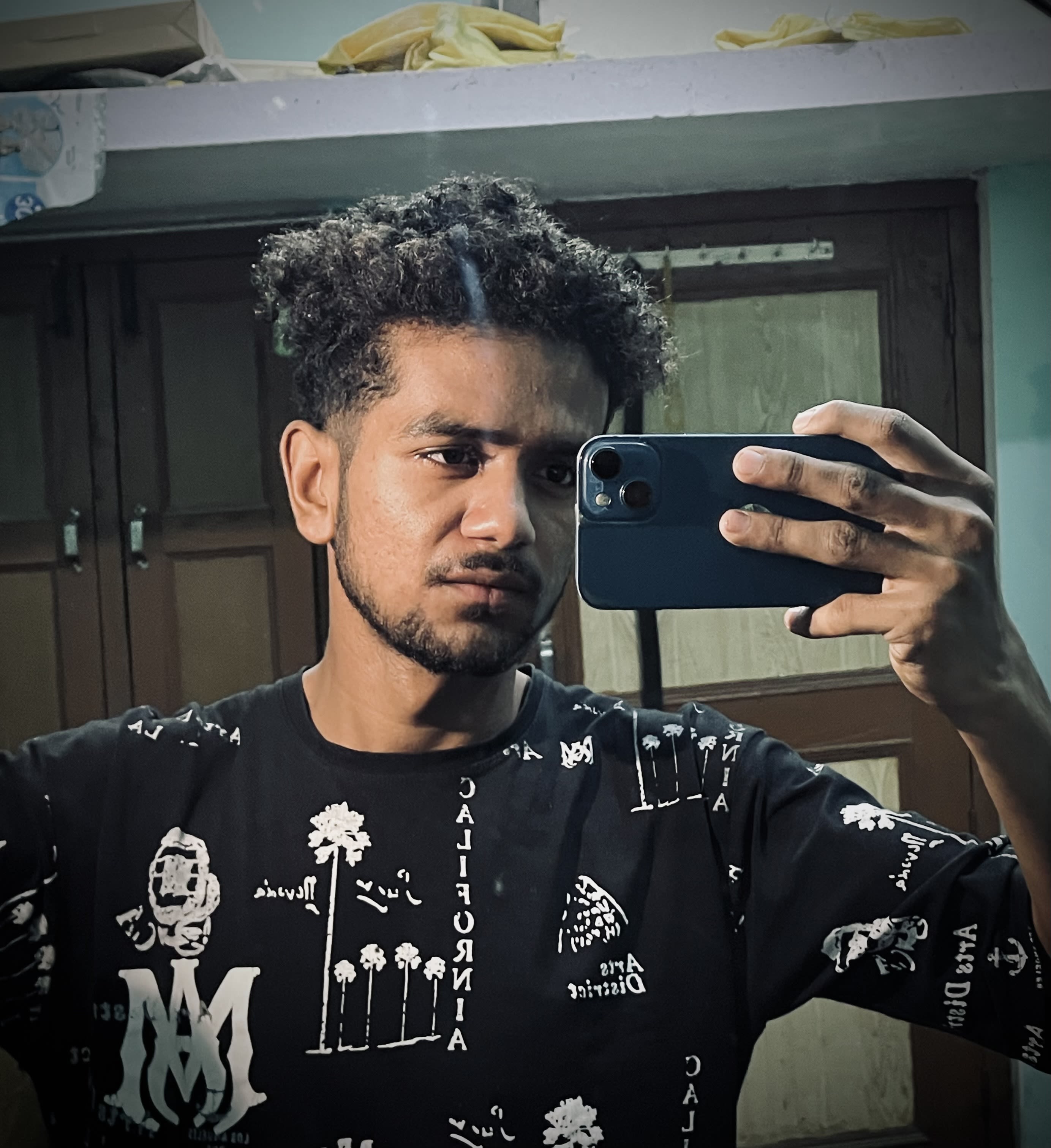 Hassu's Farcaster avatar
