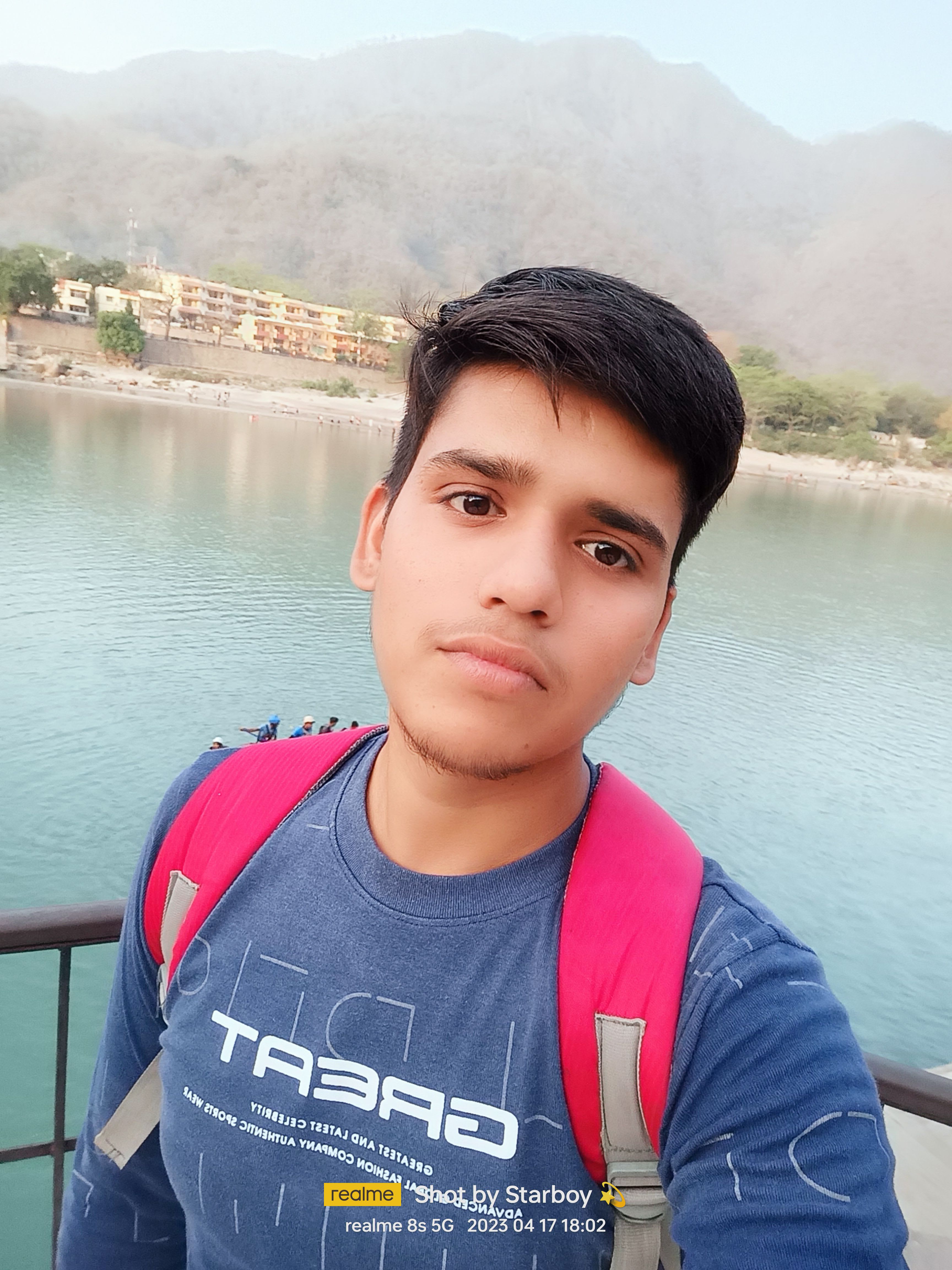 Kishan Sharma's Farcaster avatar