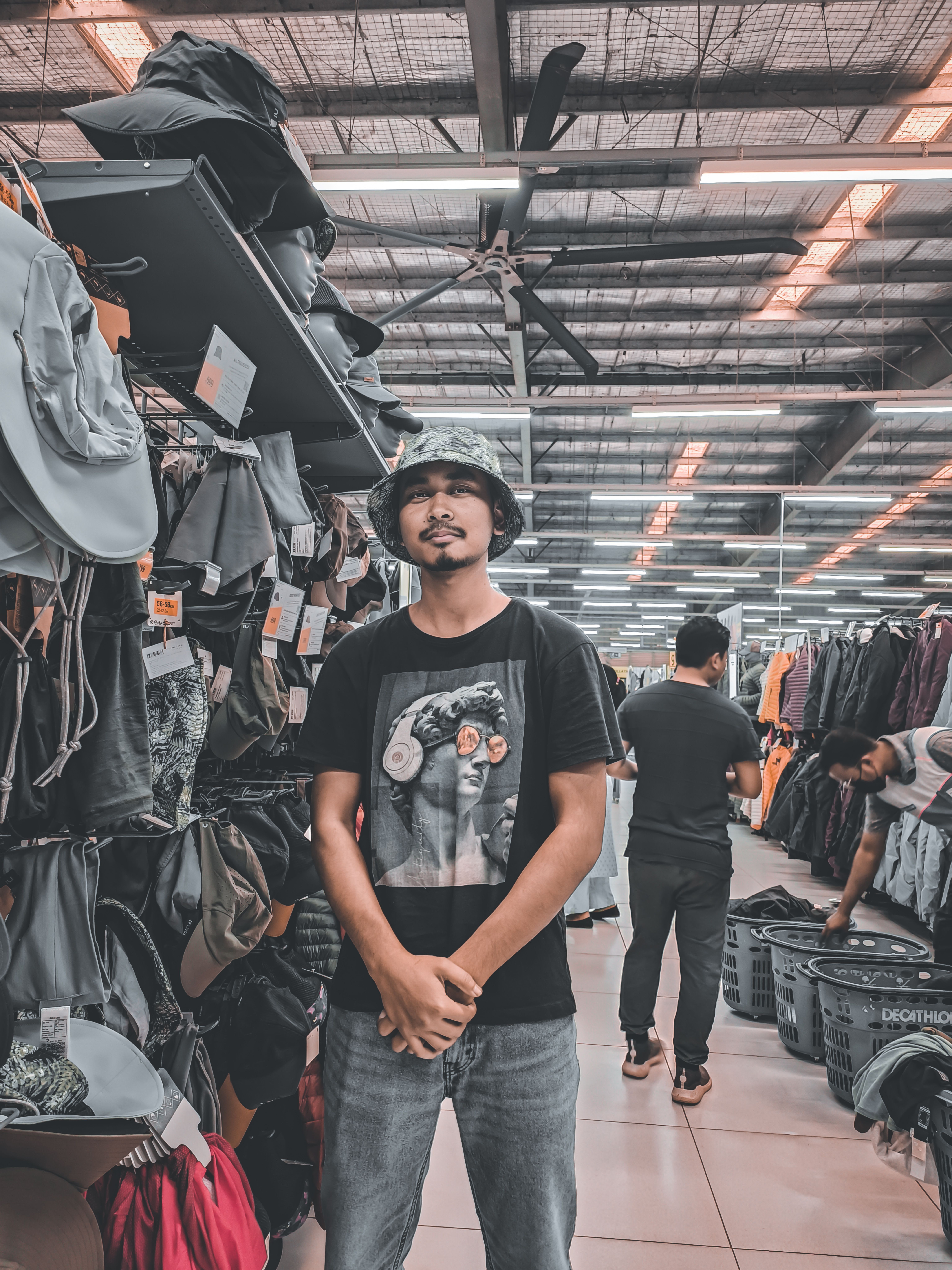 Mr Pops (zapops) Farcaster social identity (Fname handle) PFP