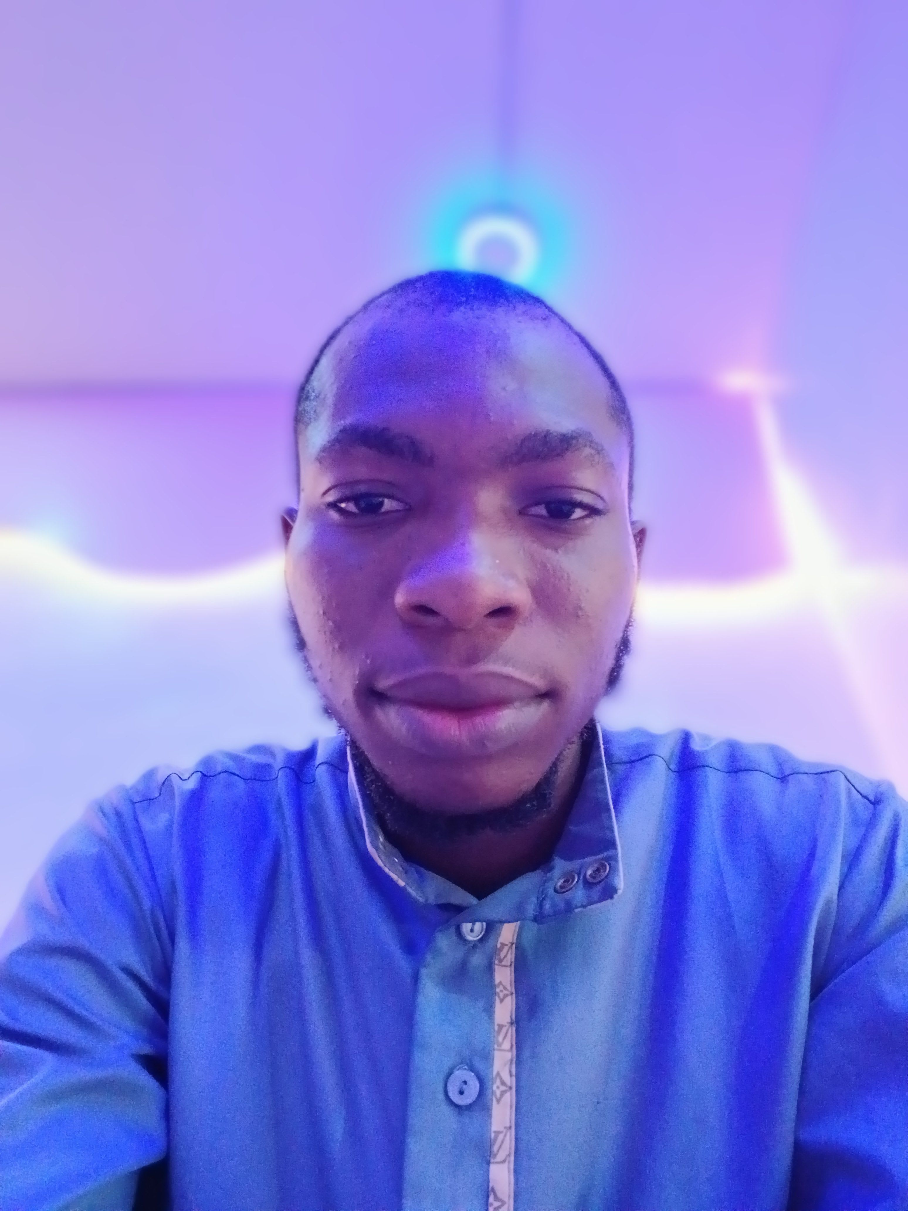 uniqueola (93erw.lens) Lens social identity (.lens handle) PFP