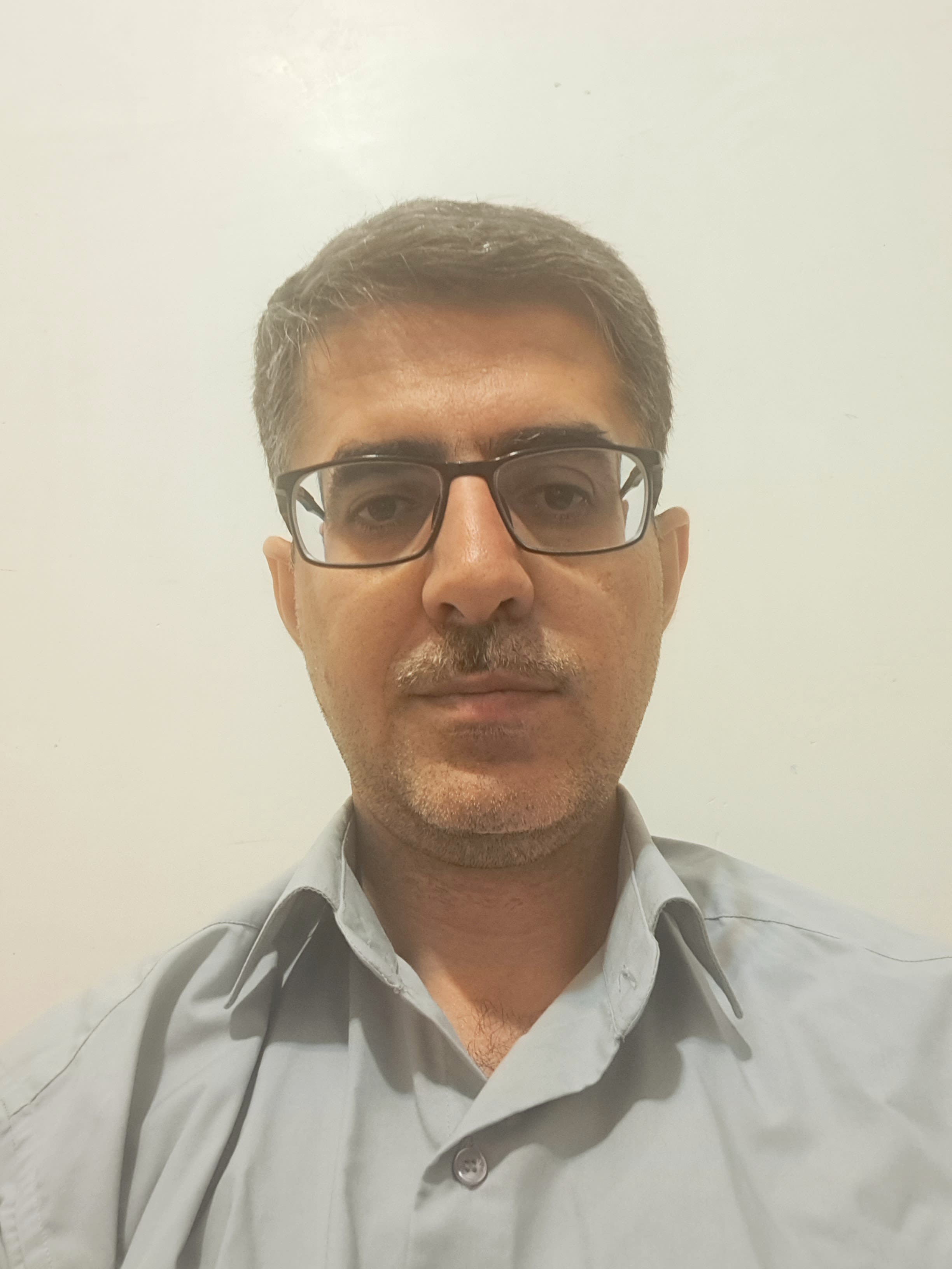 Esmaeil Andishe's Farcaster avatar