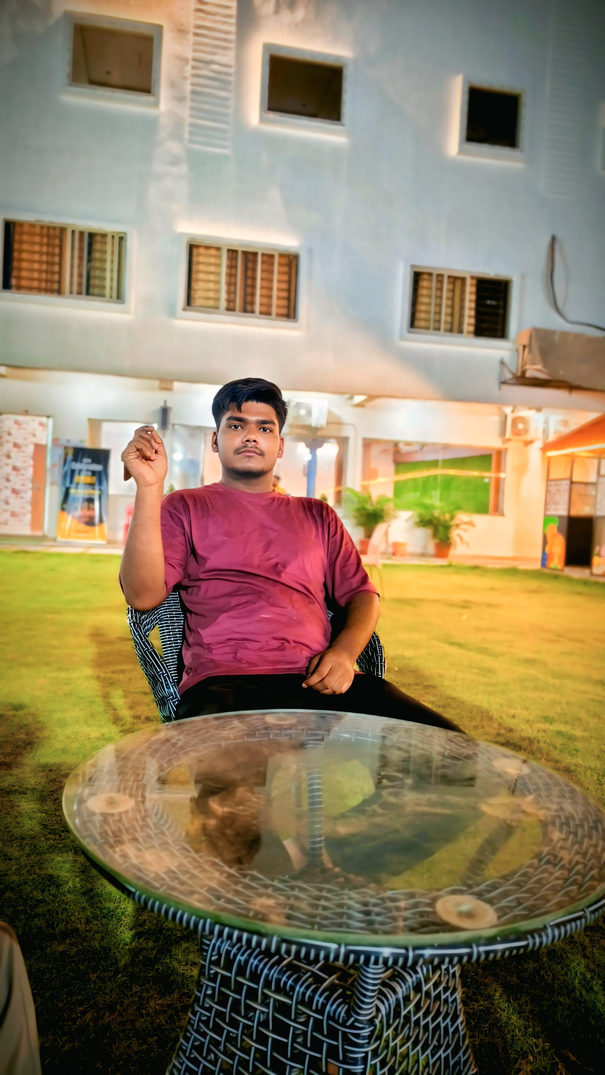 Zeeshan (zeesshu) Farcaster social identity (Fname handle) PFP