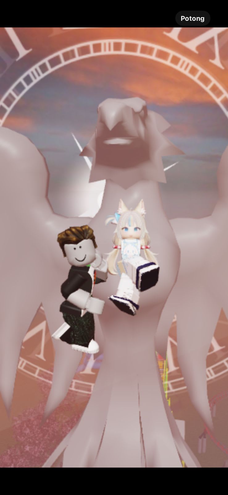 Xenx's Farcaster avatar