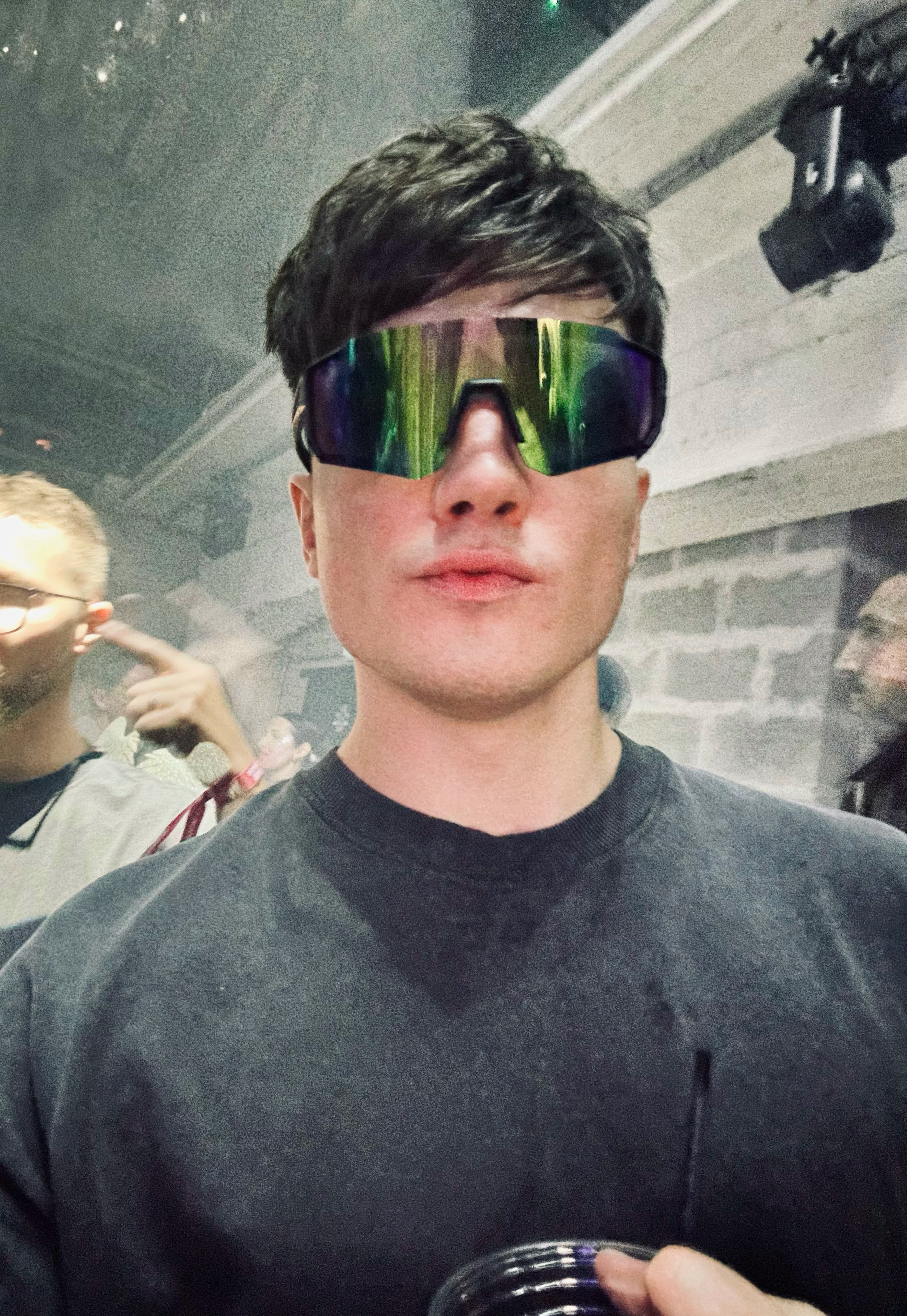 HEARTBREAKING666's Farcaster avatar