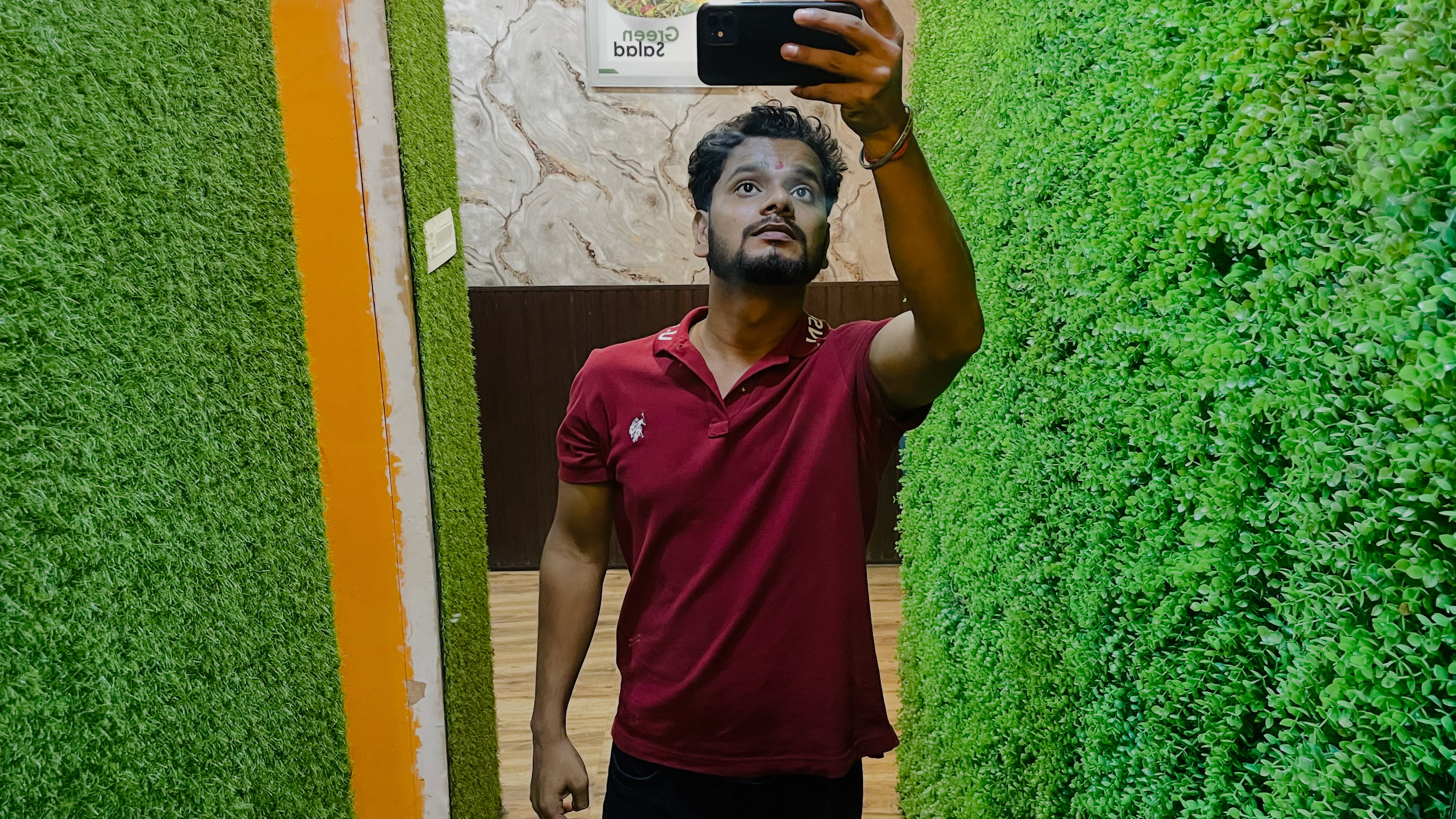 dipakx.linea.eth Linea Name Service (.linea.eth domains) based on ENS PFP