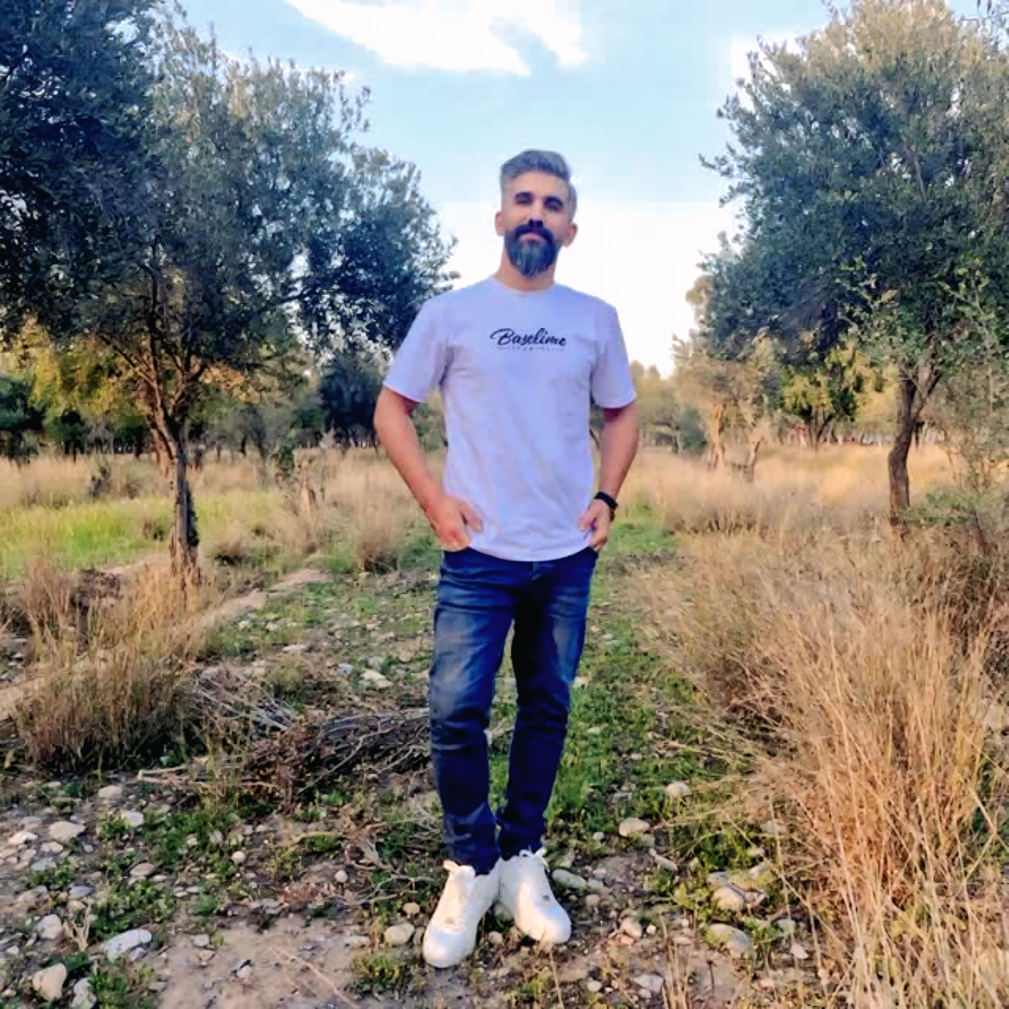 kianousham.base.eth (kianousham) Farcaster social identity (Fname handle) PFP