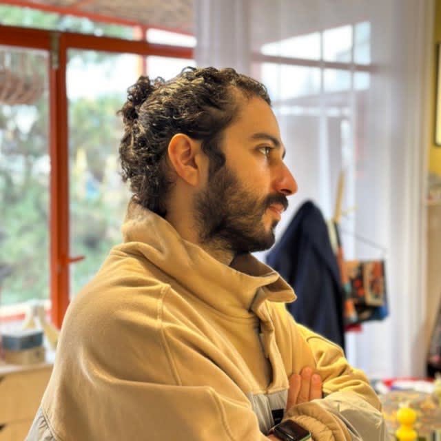 Ali (inirafaila) Farcaster social identity (Fname handle) PFP