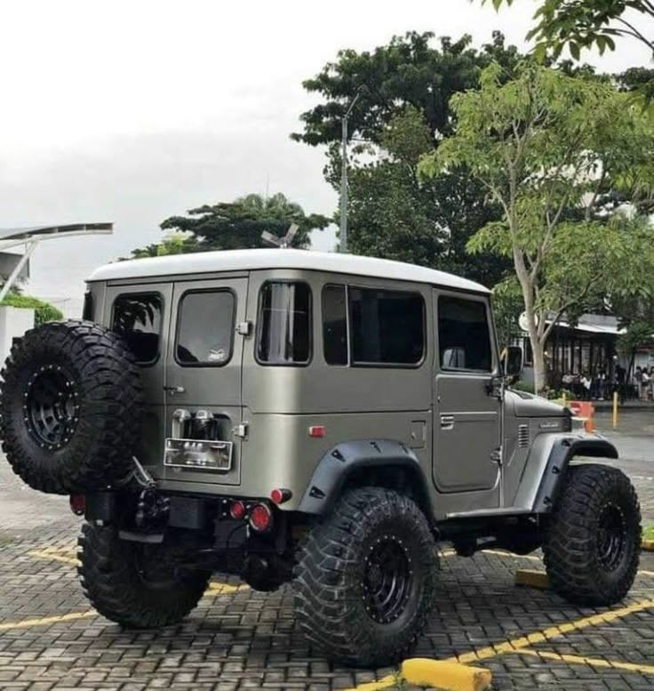 Jeep (pinkpink.base.eth) Farcaster social identity (Fname handle) PFP