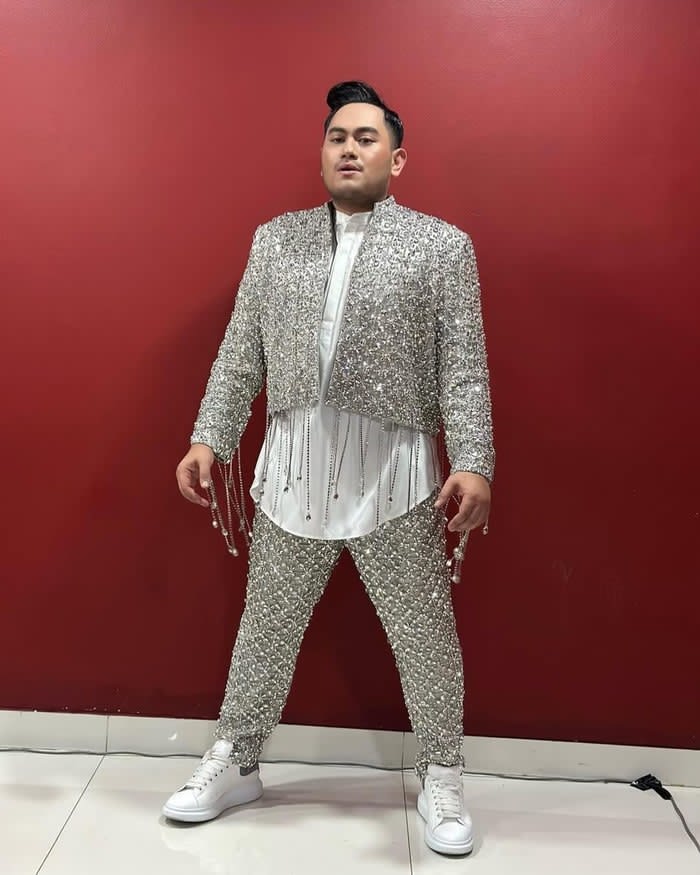 KING NASSAR ✅️'s Farcaster avatar